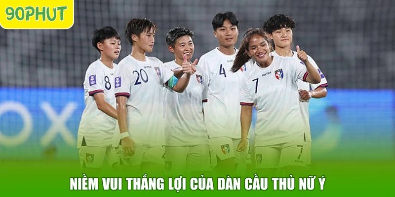 Niềm vui thắng lợi của dàn cầu thủ nữ Ý